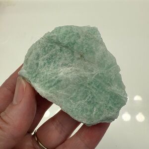 Green Raw Crystal Stone